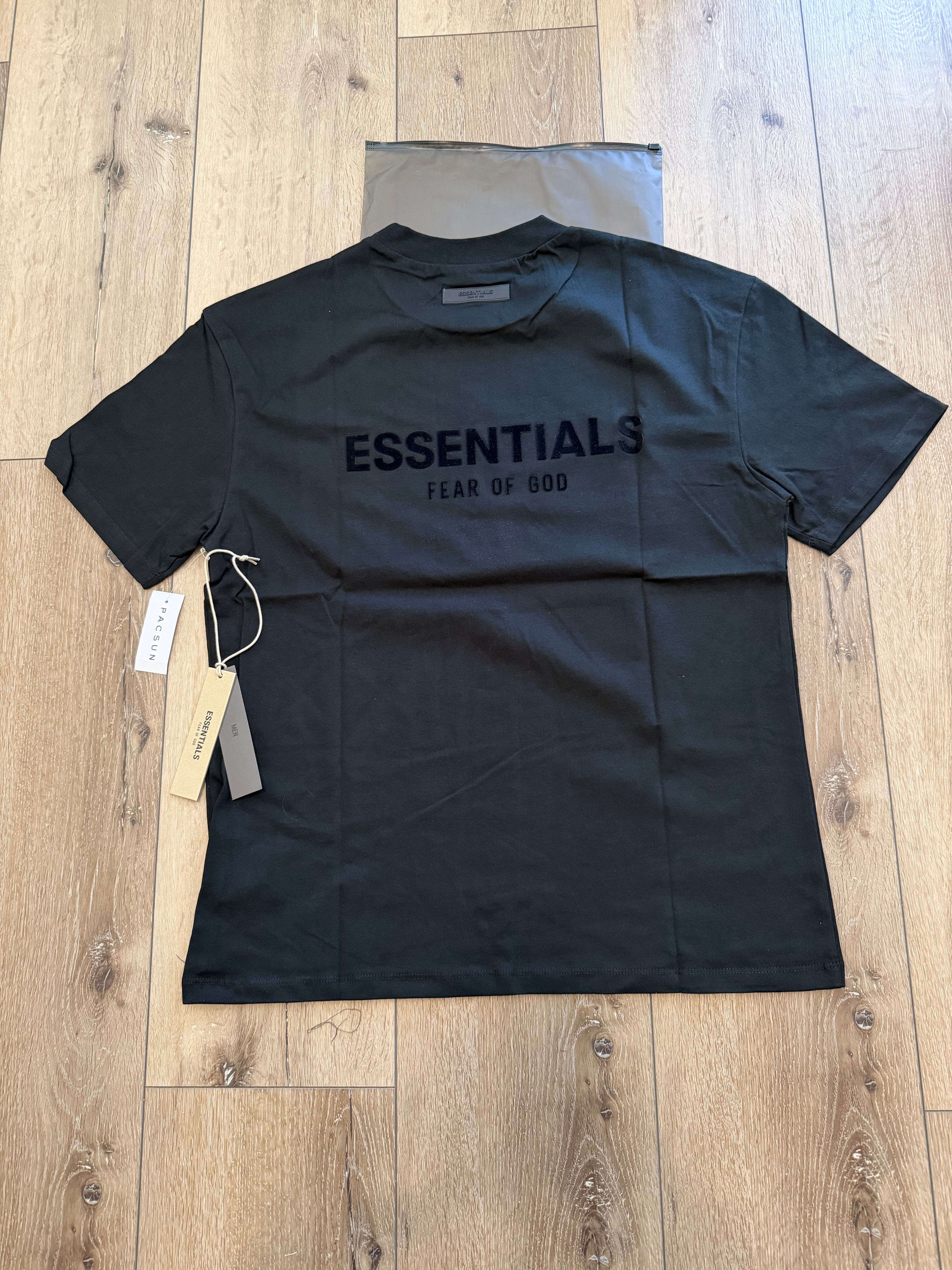 Bolsa 3 Camisas + 3 Shorts Essentials